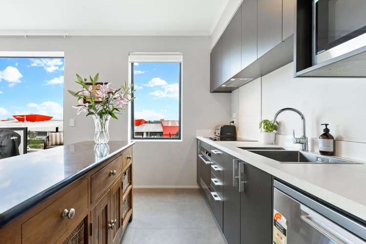 5/7 Uku Lane Hobsonville_11