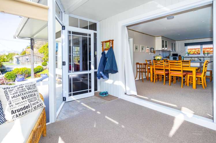 71 Main North Road Geraldine_18