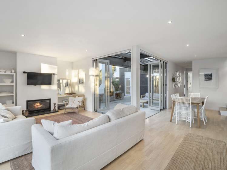 2/189 Mangatawhiri Road Omaha_6