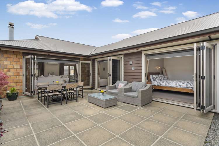 2 Harry Close Papamoa_8