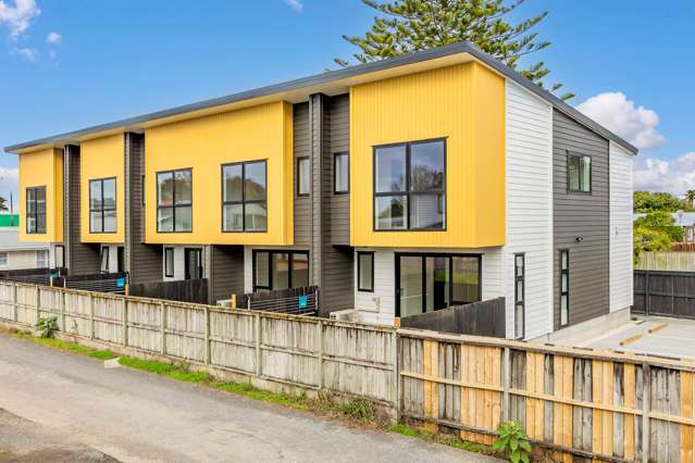 3 Bedrooms, Developer’s Special!