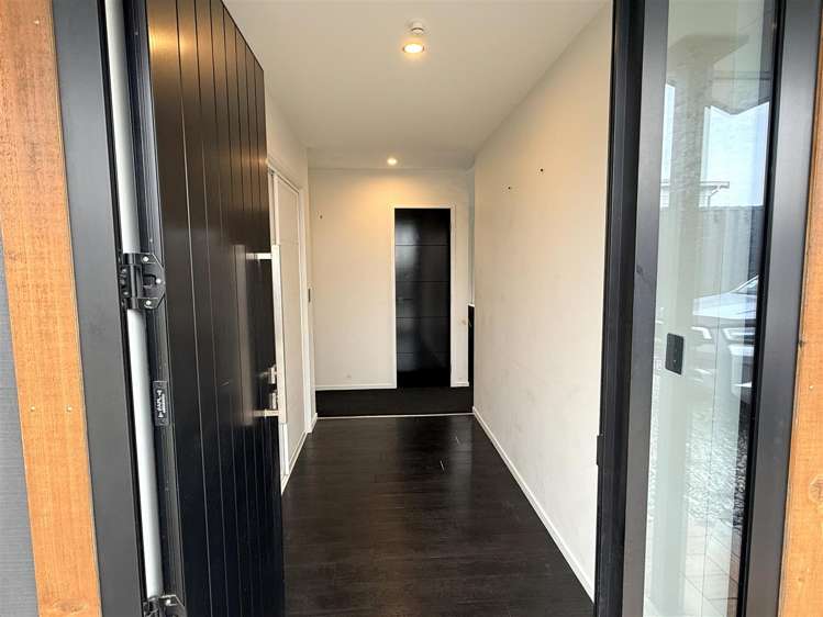 64 Blake Street Blaketown_16