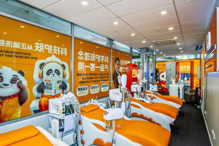 R1 and 57/432 Queen Street Auckland Central_5