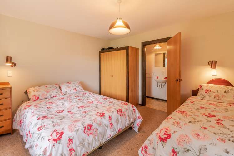 42 Watson Street Akaroa_12