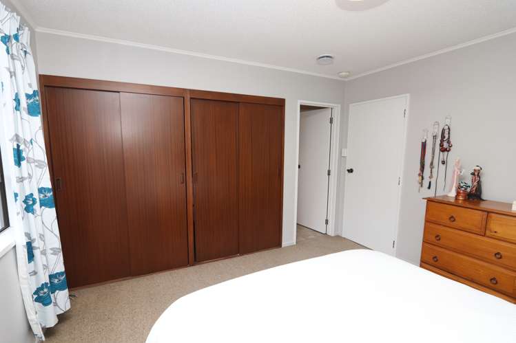 22 Glassey Drive Allenton_12