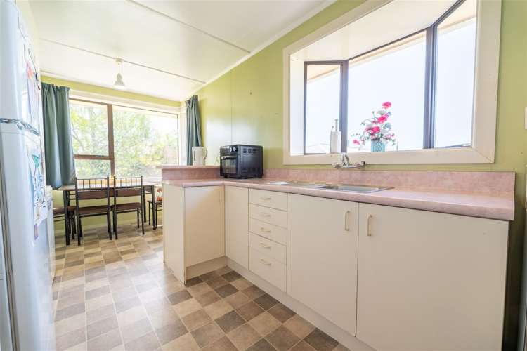 23 Usk Street Marchwiel_11