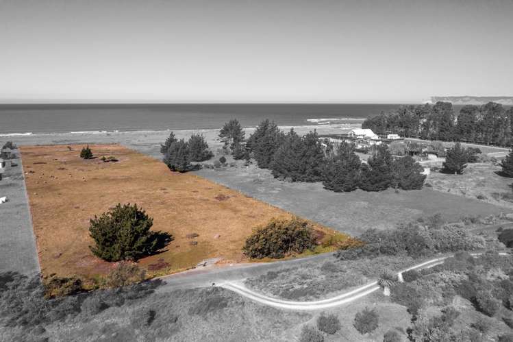 Lot 8 Bay End Rarangi_1