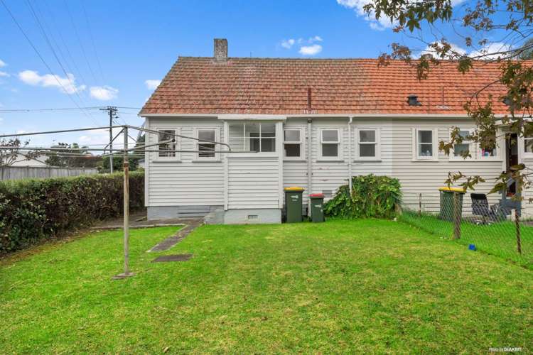 21 Fairfax Avenue Northcote_15