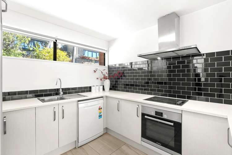 5/40 Brockworth Place Riccarton_1