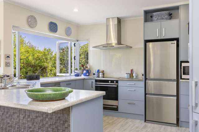 2/14 Robinson Terrace Rangatira Park_3