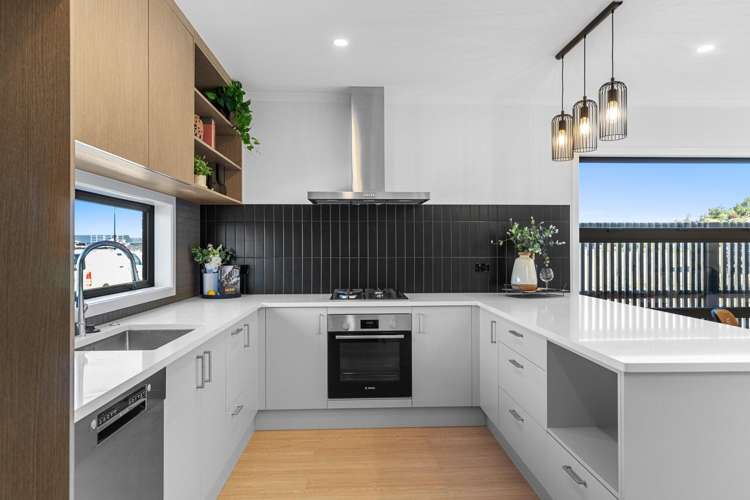 81 Overton Street Rototuna North_7