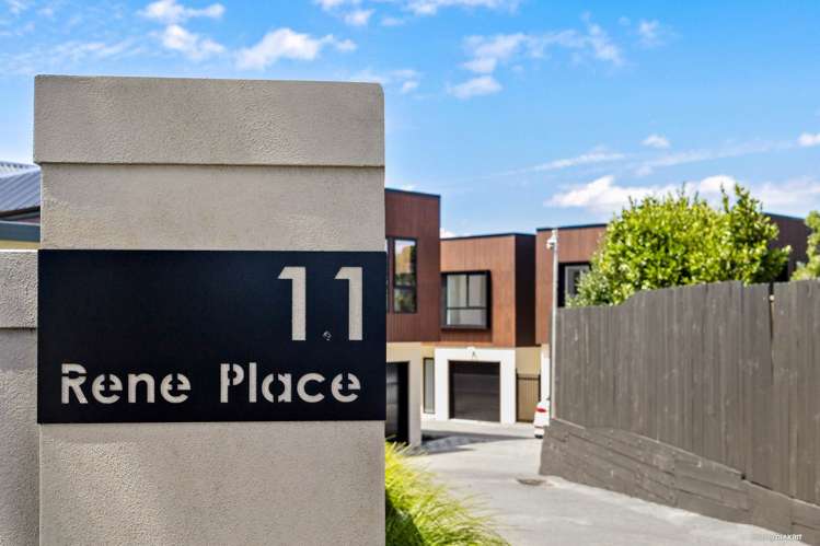 11B Rene Place Sunnyhills_2