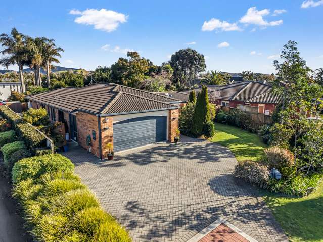 Warm and Welcoming in Central Papamoa