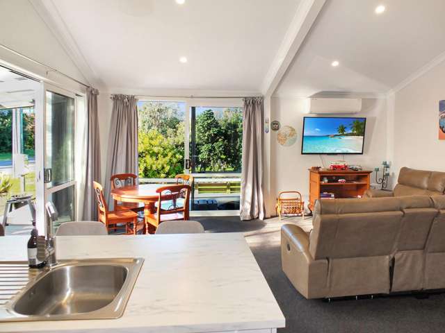 22 Holben Parade Foxton Beach_4