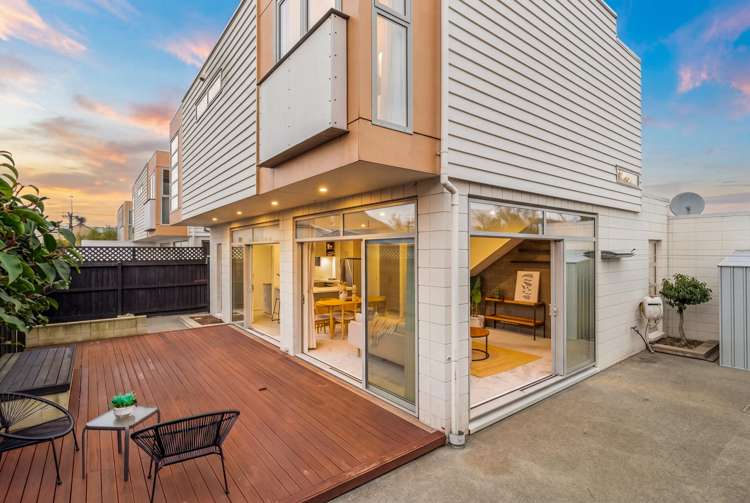 3/45 Antigua Street Addington_13