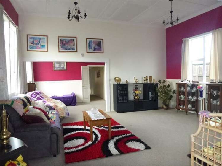 127 Brecon Road Stratford_4