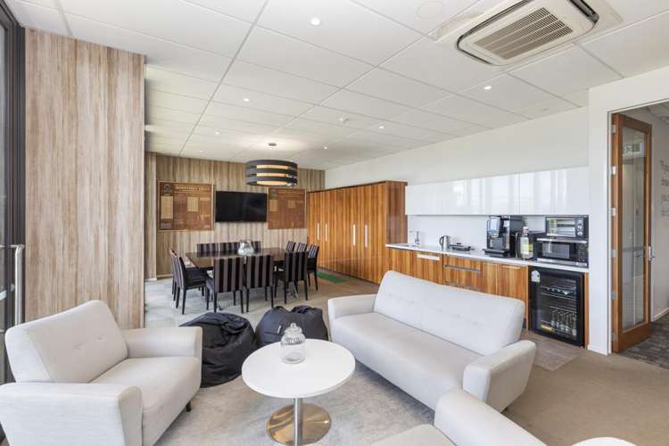 15 Avenger Cres Wigram_12