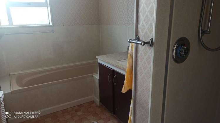 28 Milton Highway Balclutha_11