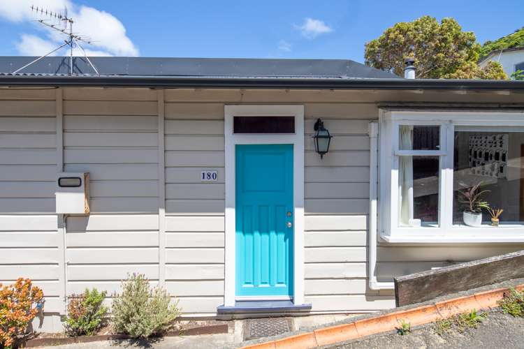 180 Sutherland Road Lyall Bay_2