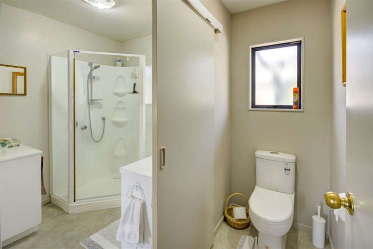 5 Allin Drive Waikuku Beach_9