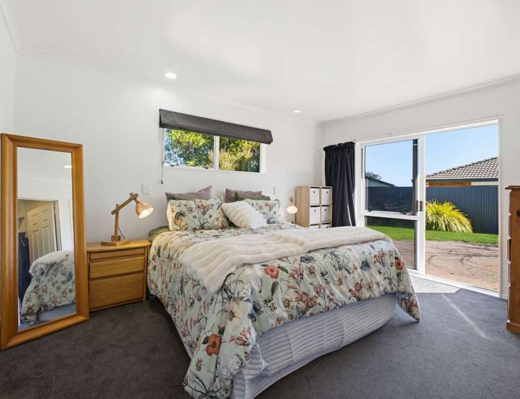 27 Basley Road Owhata_12