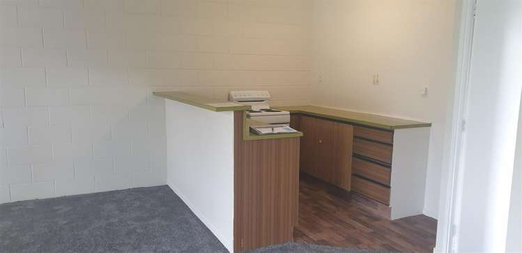 2/14 Pretoria Street Victoria_2