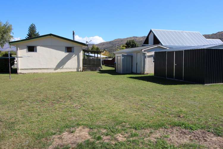 84 Shields Street Clyde_11