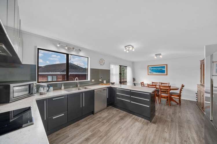 6 Wantwood Grove Churton Park_8