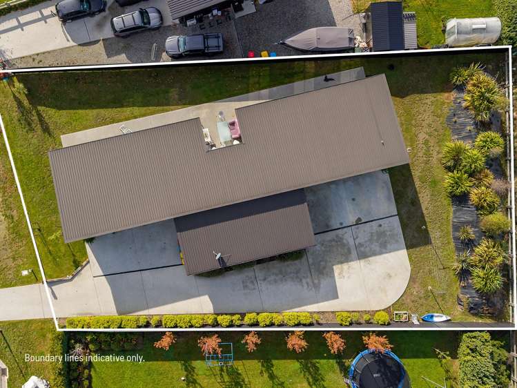 19 Kingfisher Crescent Albert Town_19