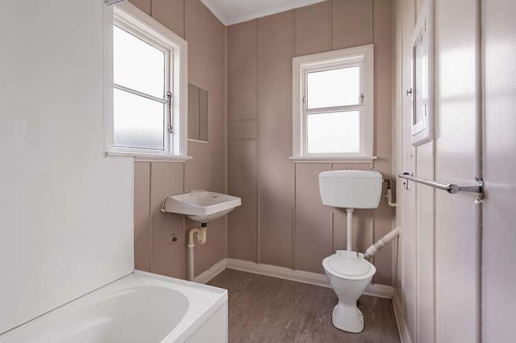 5 and 7 Bray Street Woolston_8