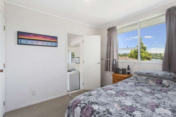 2/2 Westall Road New Lynn_9