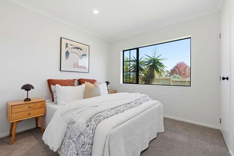 2/11 Roanoke Way Albany_17