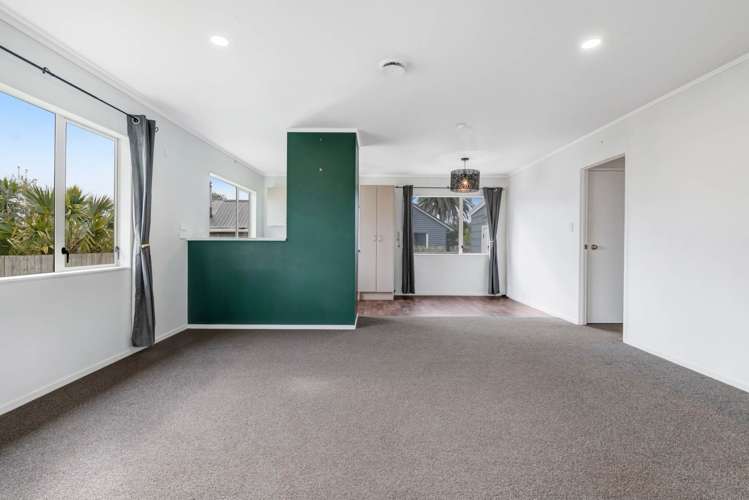 49a Springs Road Parakai_7