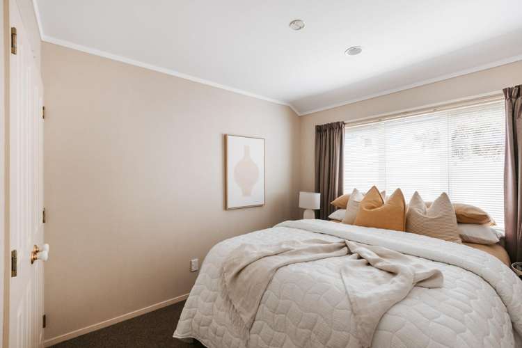 28B Pemberton Crescent Greerton_13