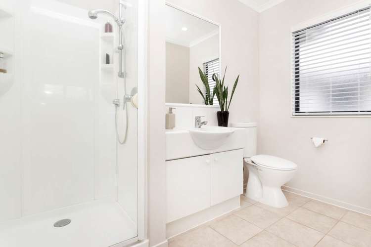 8 Canterbury Park Lane Ellerslie_11