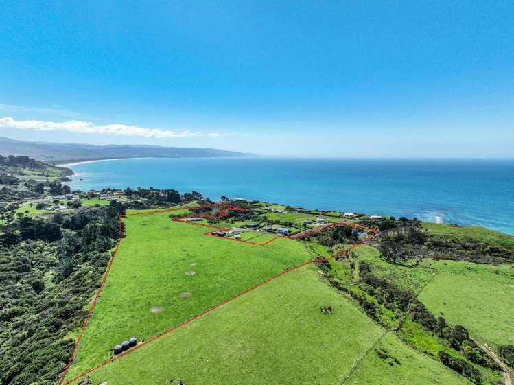 Lots 100 and 201 Waihinahina Way_0