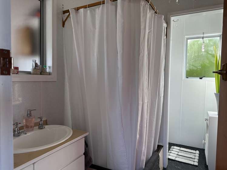 15 Ocean View Crescent Rakino Island_7