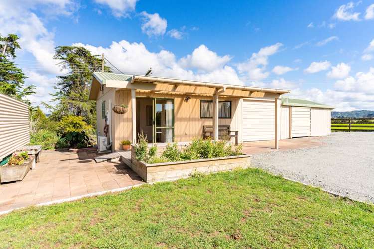 233 Shoemaker Road Waipu_16