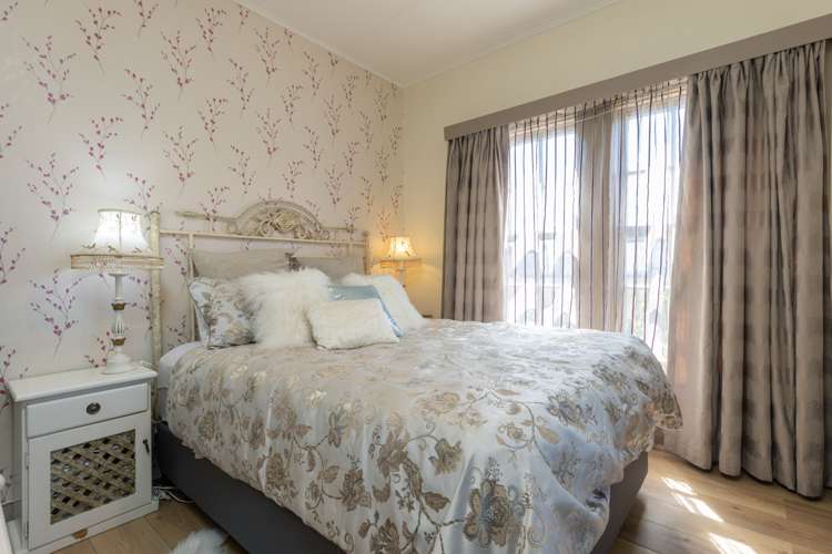 126 Cleghorn Street Redwoodtown_10