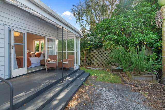 Cute Character Cottage in a Central Location