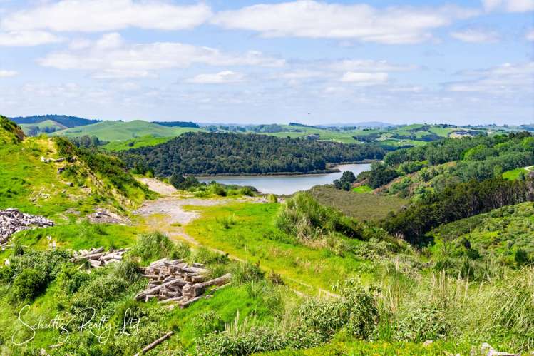 128 Kamea Place Maungaturoto_8