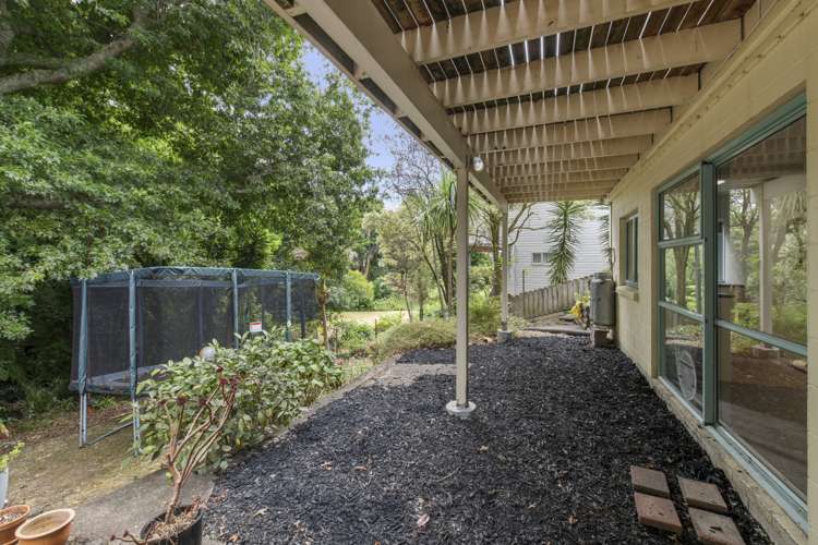 64b Uxbridge Road Mellons Bay_16