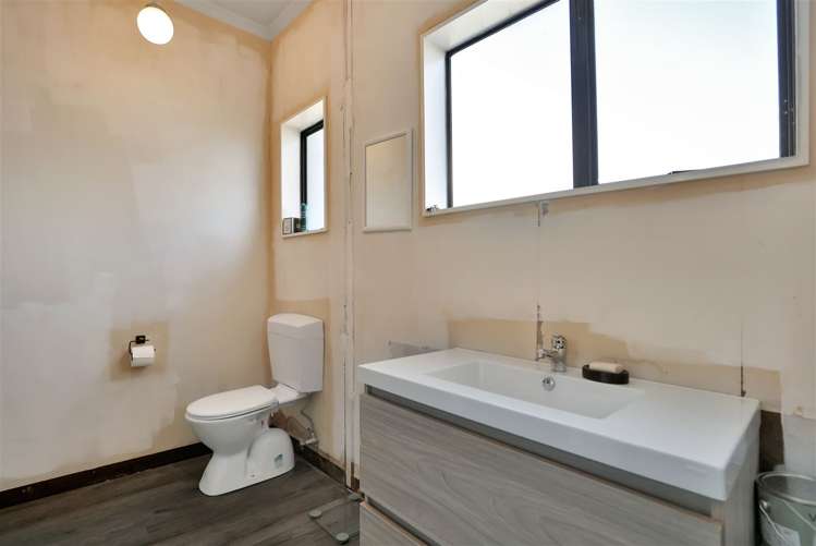 68 Oxford Street Hampstead_21