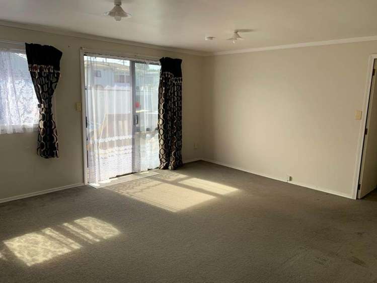 24A Netherlands Avenue Kelston_6
