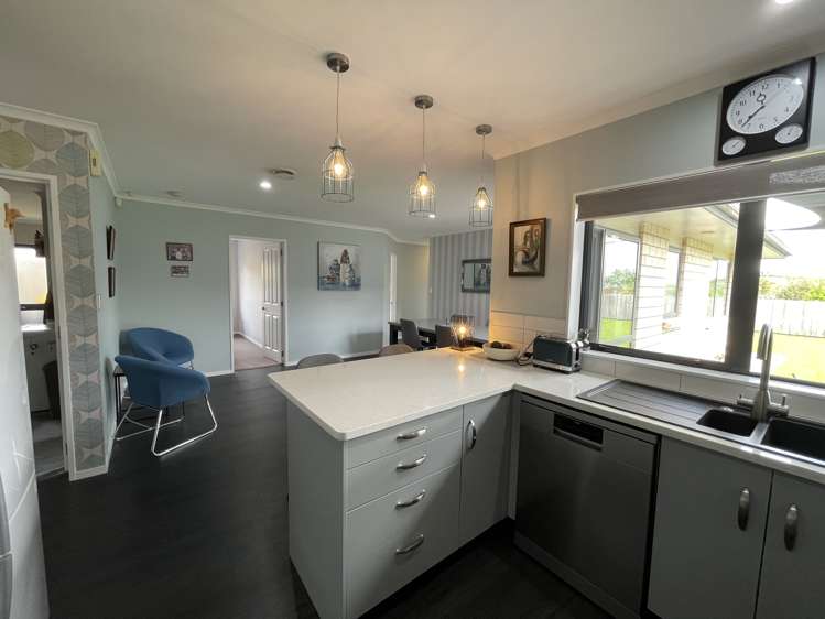 30 Kestrel Avenue Welcome Bay_12