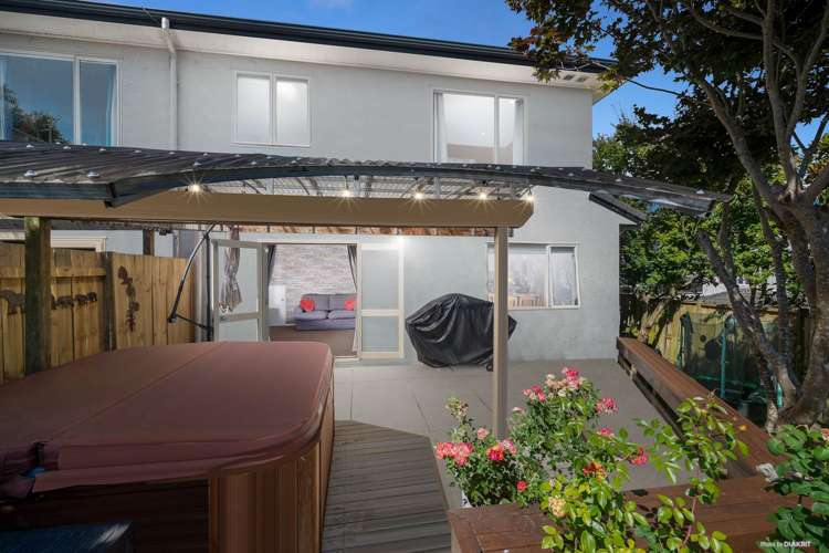 2/47 Fields Parade Oteha_18