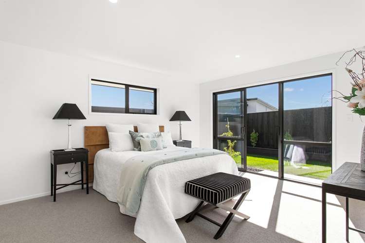 6 Earl Way Amberley_9