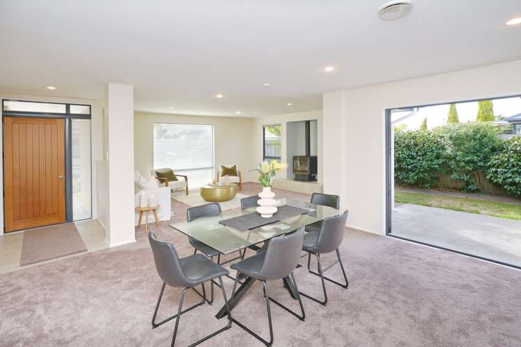 6 Delta Way Woolston_3