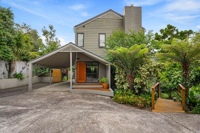 Final Weekend to view before Auction