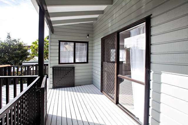 8/4 Taylor Street Blockhouse Bay_3